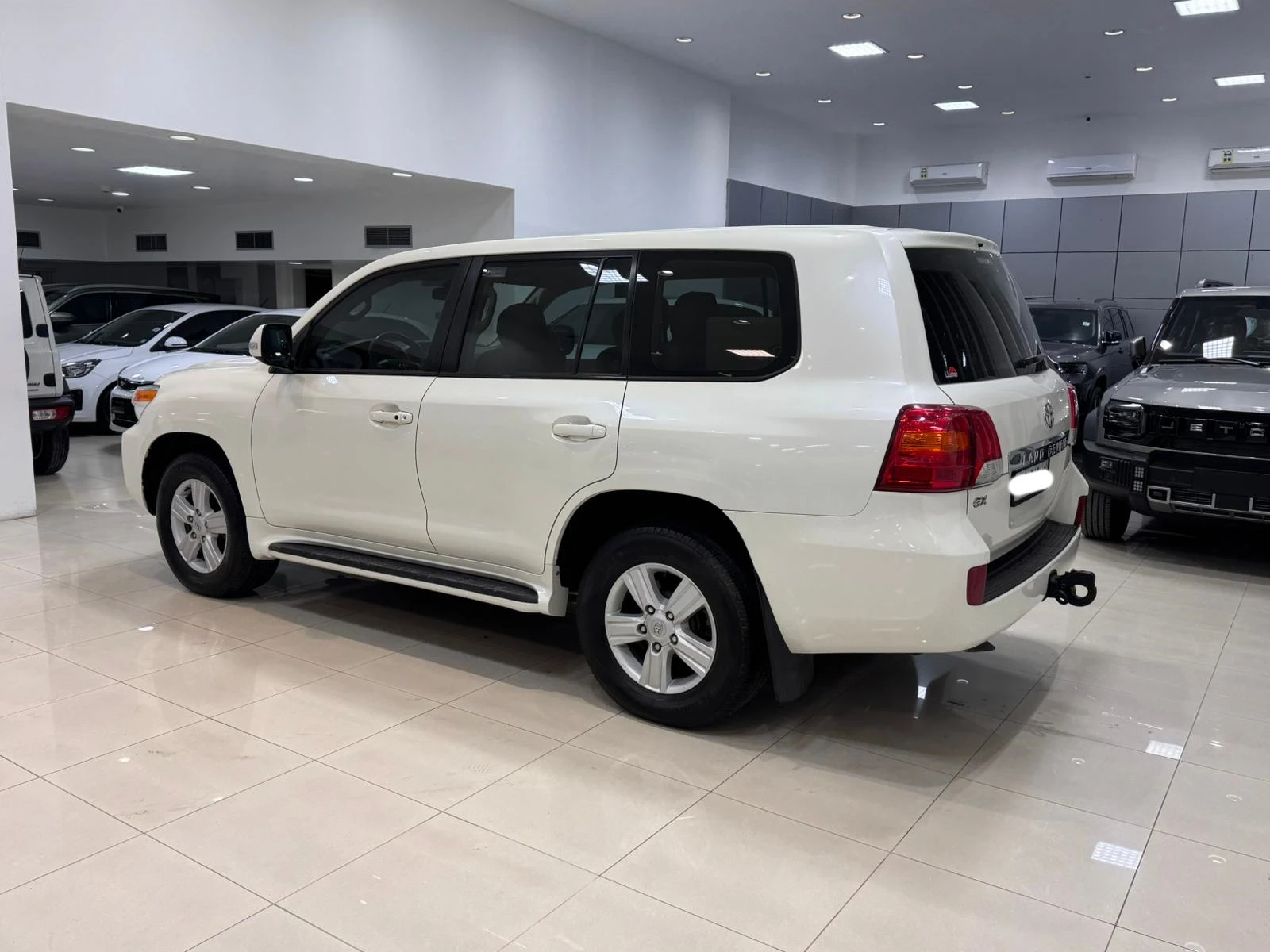 Toyota Land Cruiser GX 2014 (Pearl)