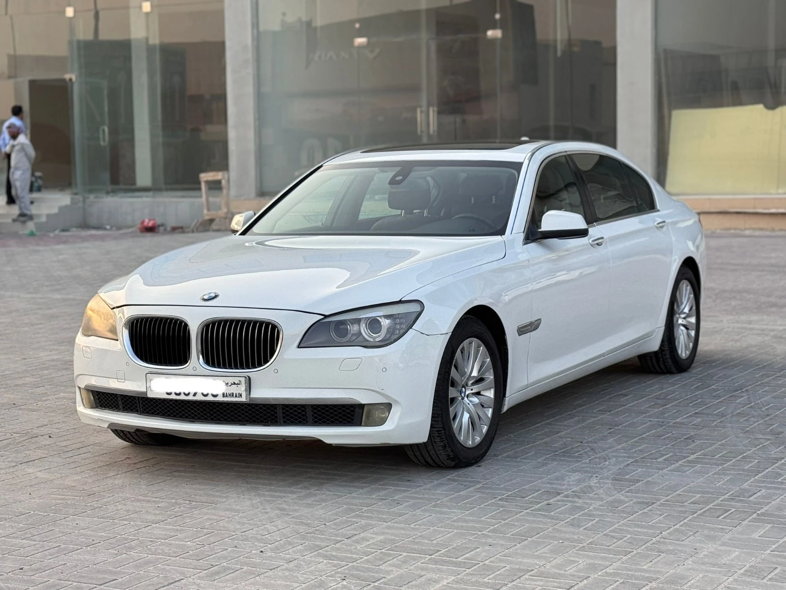BMW 740Li 2012 (White)