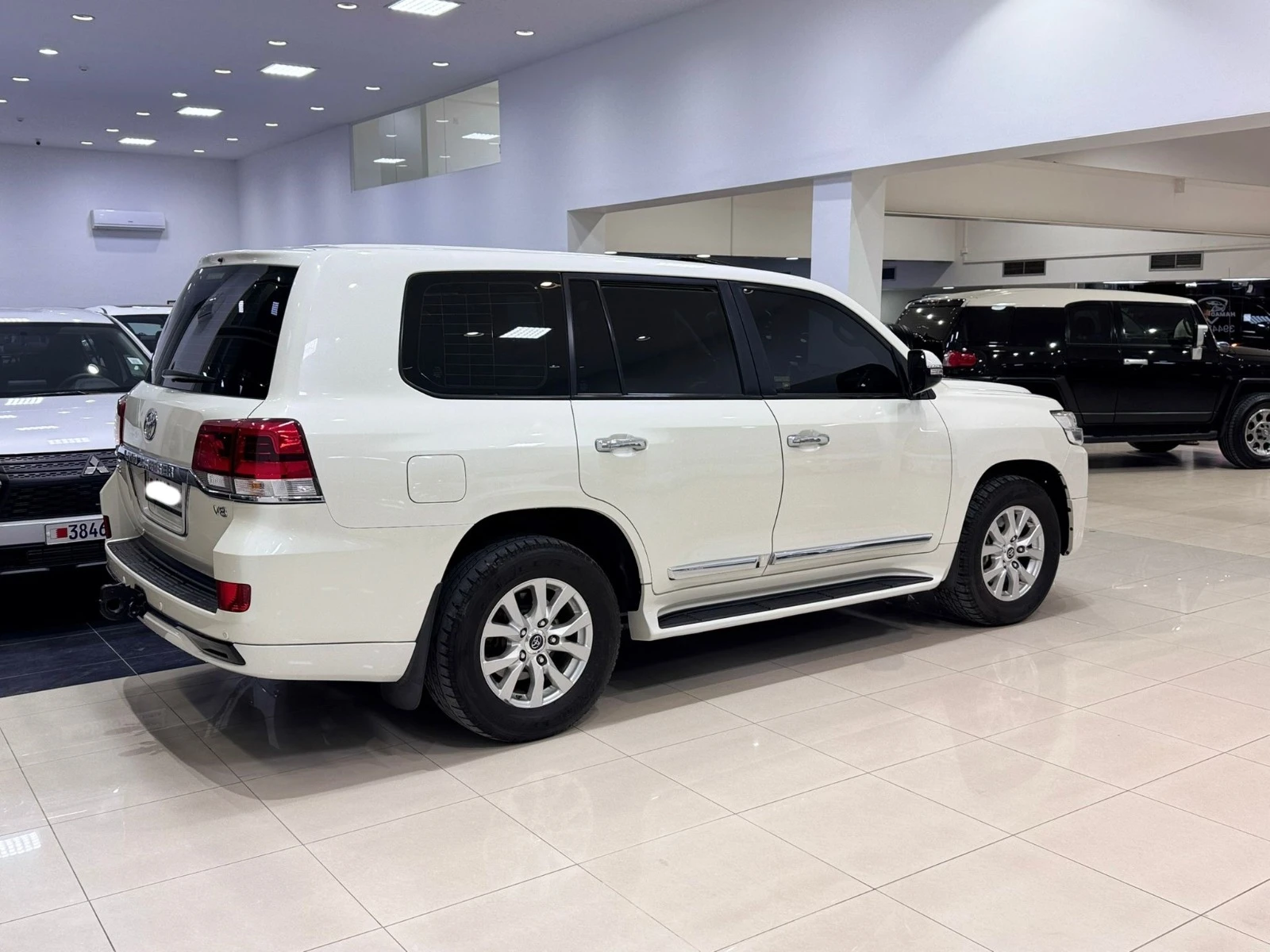 Toyota Land Cruiser GX-R 2017 (Pearl)