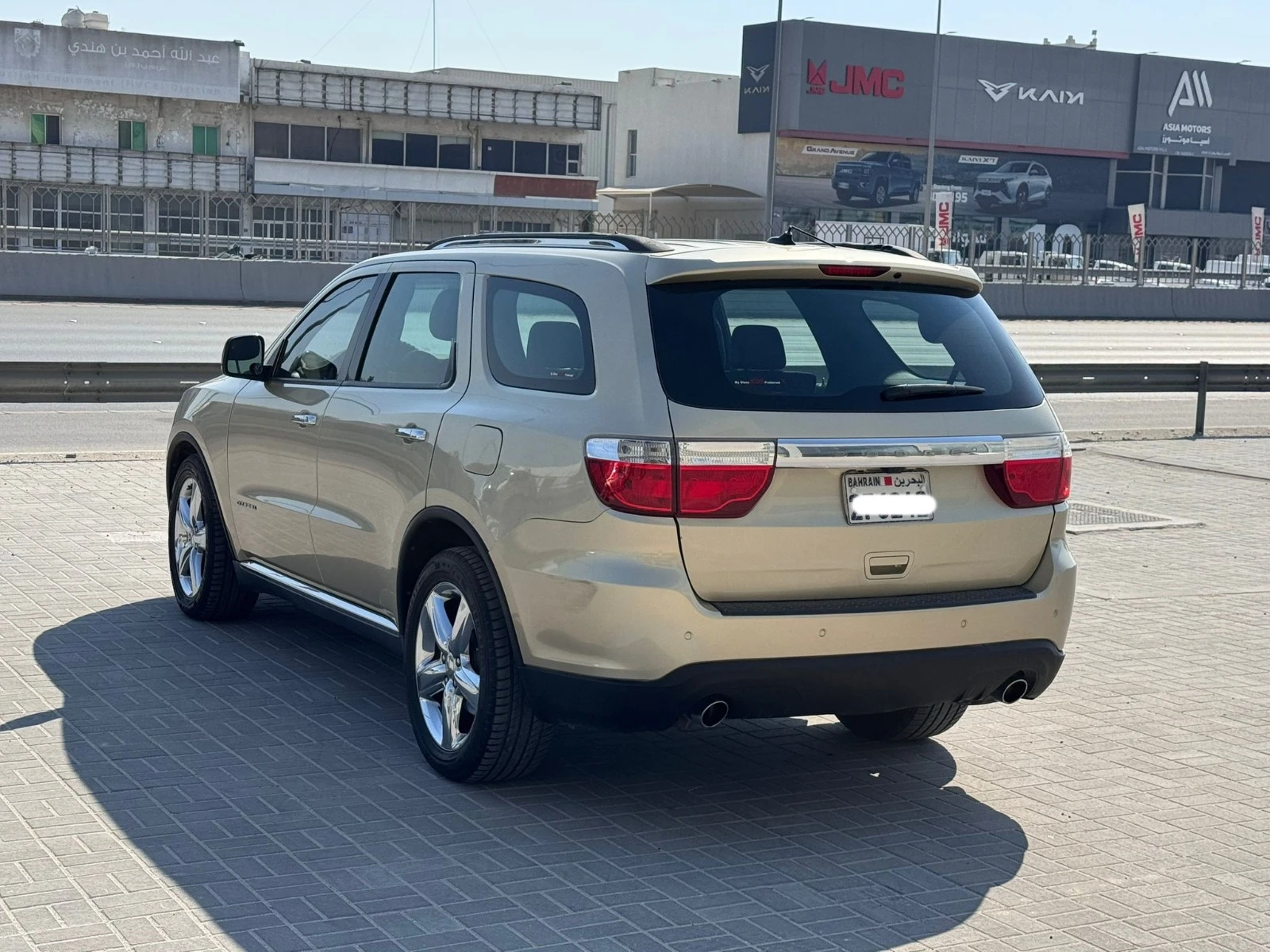 Dodge Durango 2011 (Gold)