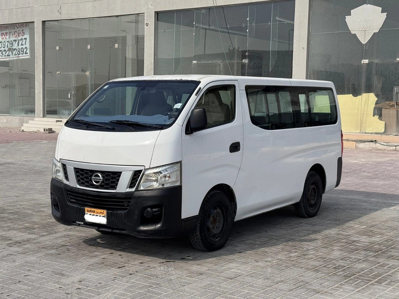 Nissan Urvan 2016 (White)