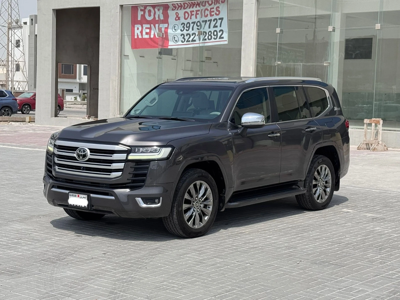 Toyota Land Cruiser VX-R 2022 (Grey)