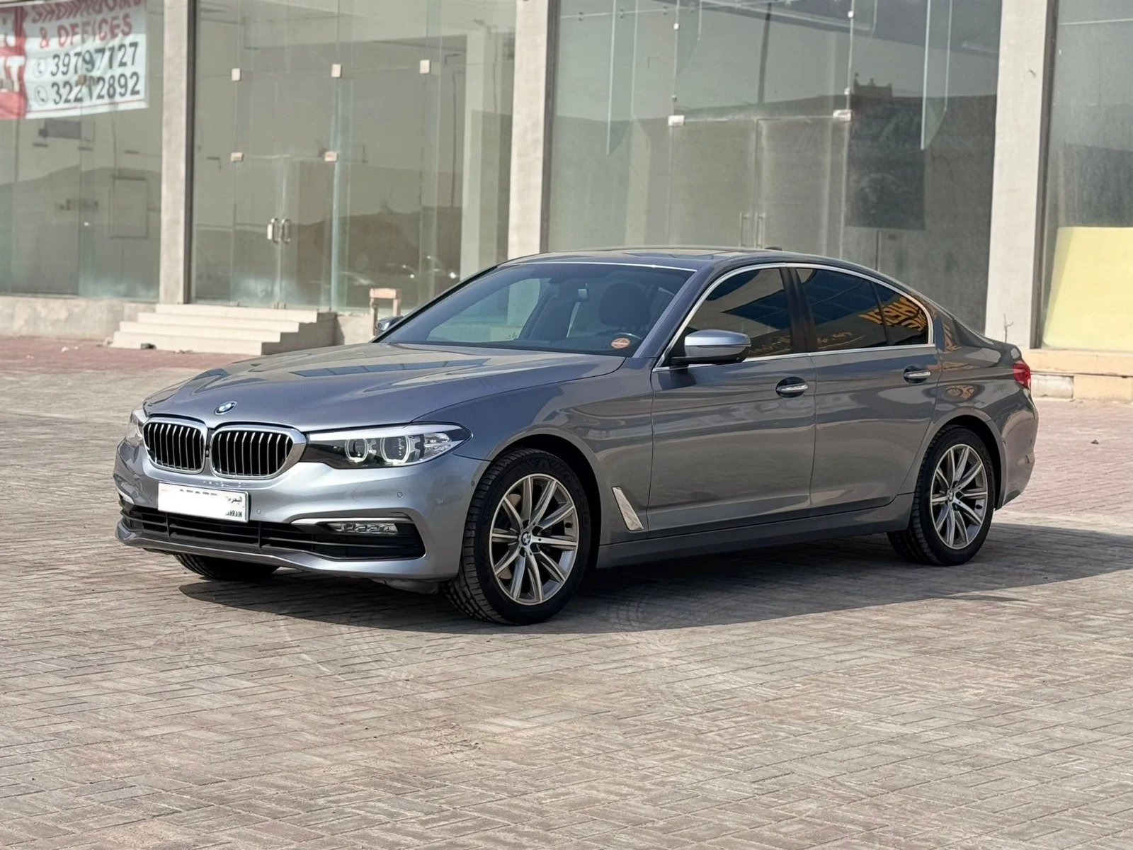 BMW 520i 2018 (Grey)