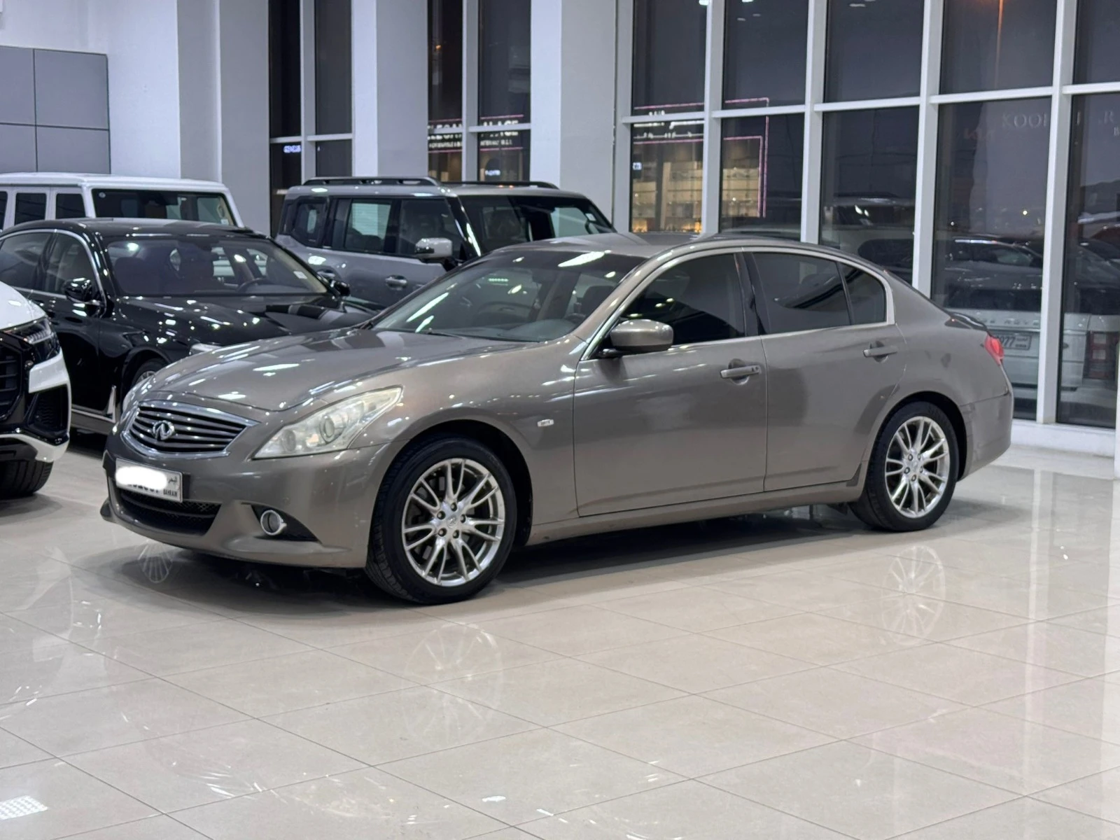 Infiniti G-25 2014 (Brown)